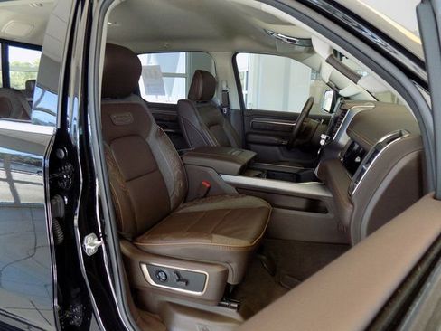 Used 2025 RAM 1500 Limited image 34