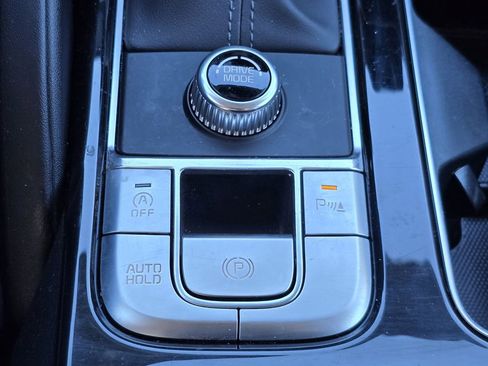 Used 2025 Kia Telluride S image 33