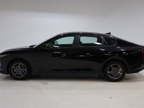 Used 2025 Kia K4 LXS image 4