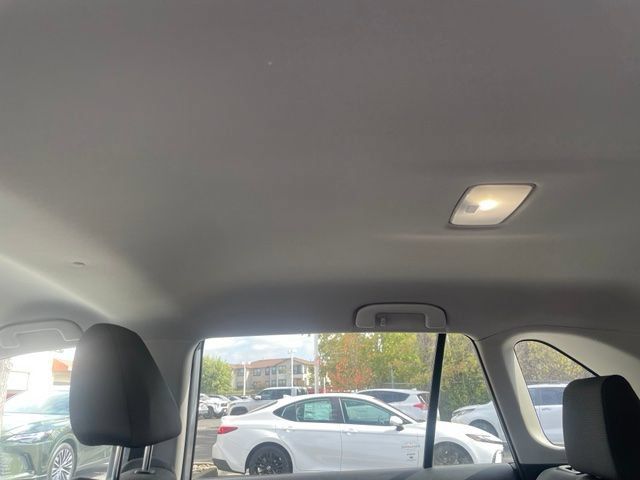 Certified 2023 Toyota RAV4 XLE AWD/4WD image 33