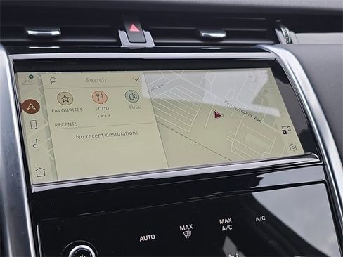 Used 2023 Land Rover Discovery Sport S image 25