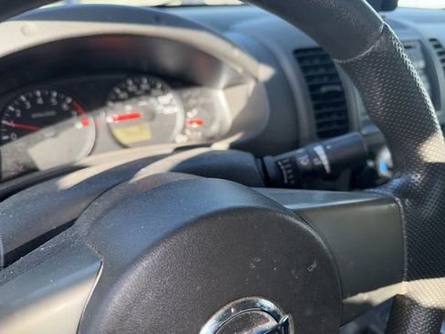 Used 2011 Nissan Frontier S w/ S Preferred Pkg image 38