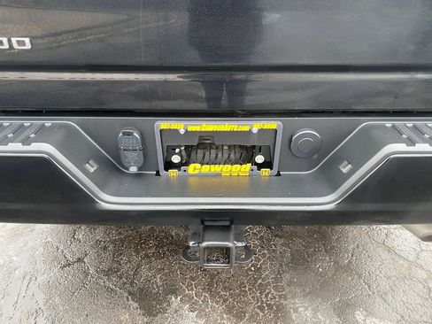 Used 2023 Chevrolet Silverado 2500 Custom w/ Gooseneck/5TH Wheel Package image 4