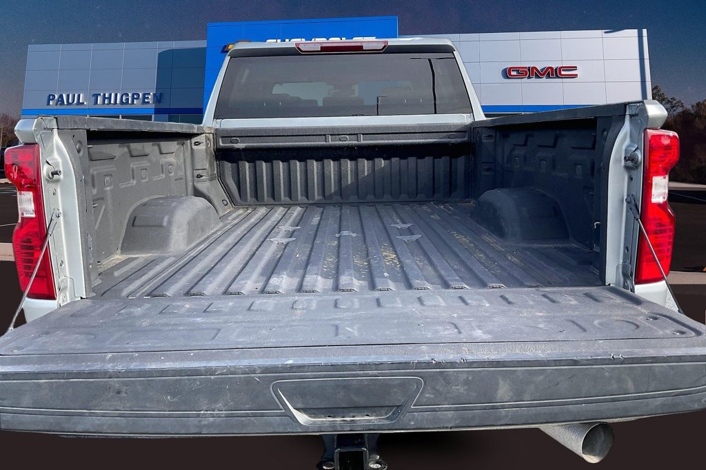 Used 2024 Chevrolet Silverado 2500 Custom w/ Custom Value Package AWD/4WD image 8