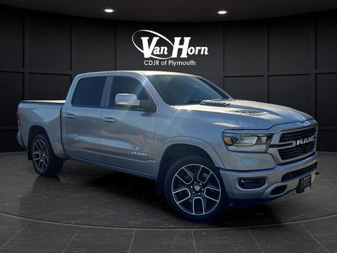 Used 2019 RAM 1500 Laramie AWD/4WD image 2