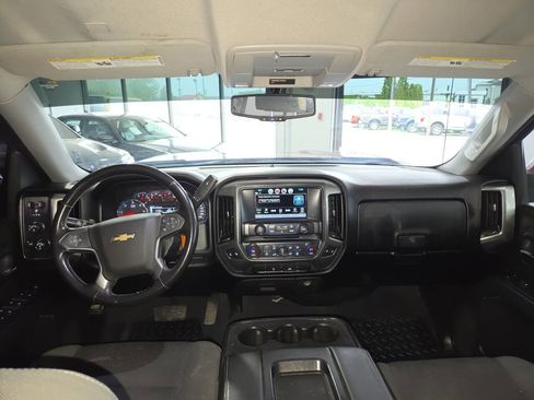 Used 2018 Chevrolet Silverado 1500 LT w/ All Star Edition AWD/4WD image 26
