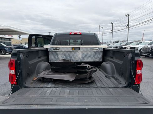 Used 2019 GMC Sierra 2500 SLT w/ Duramax Plus Package image 17