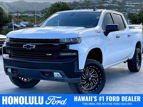 Used 2020 Chevrolet Silverado 1500 LT Trail Boss AWD/4WD image 1