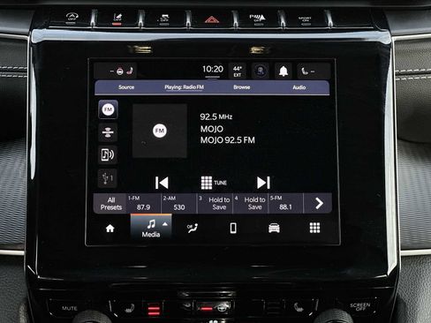 Certified 2023 Jeep Grand Cherokee L Laredo image 12