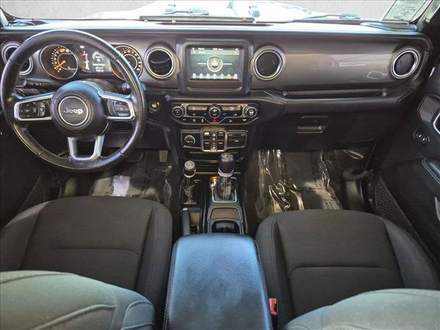 Used 2019 Jeep Wrangler Unlimited Sahara AWD/4WD image 18