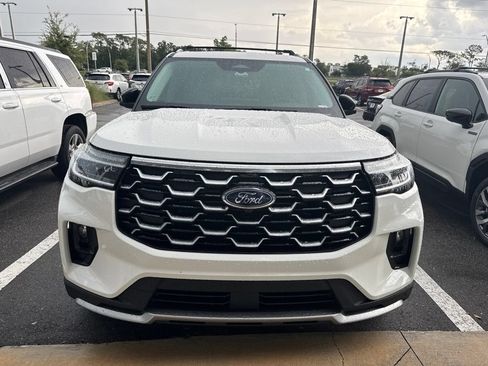 Used 2025 Ford Explorer Platinum w/ Ultimate Package RWD image 2