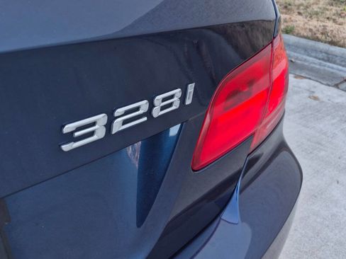 Used 2011 BMW 328i Coupe image 22