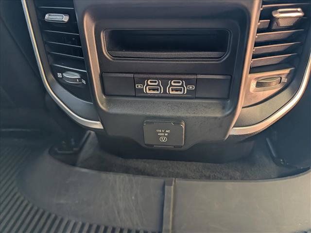 Used 2022 RAM 1500 Big Horn AWD/4WD image 16