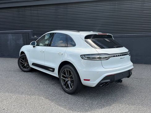 Certified 2026 Porsche Macan Turbo AWD/4WD image 8