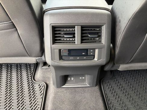 Used 2021 Volkswagen Atlas SE AWD/4WD image 20