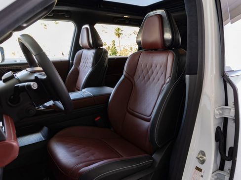 Used 2025 INFINITI QX80 Autograph AWD/4WD image 22