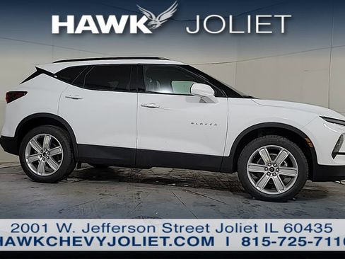 New 2026 Chevrolet Blazer LT w/ LPO, Black Sport Package image 11