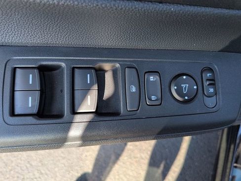 Used 2025 Honda CR-V Sport-L image 18