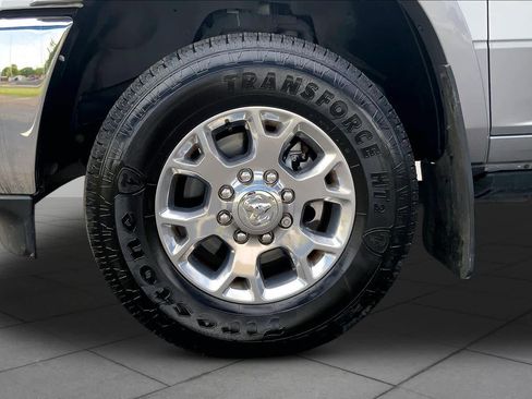 Used 2019 RAM 2500 Laramie AWD/4WD image 11