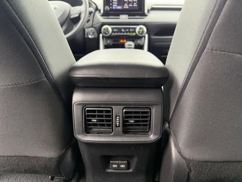Used 2024 Toyota RAV4 XLE image 32