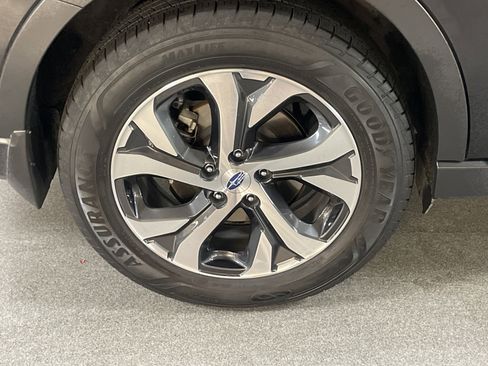 Used 2021 Subaru Outback Touring w/ Popular Package #2 AWD/4WD image 13