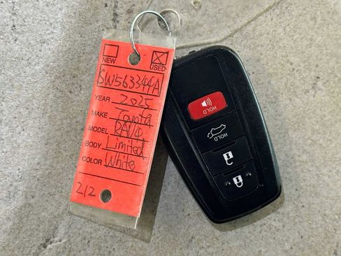 Used 2025 Toyota RAV4 Limited w/ Advanced Technology Package image 33