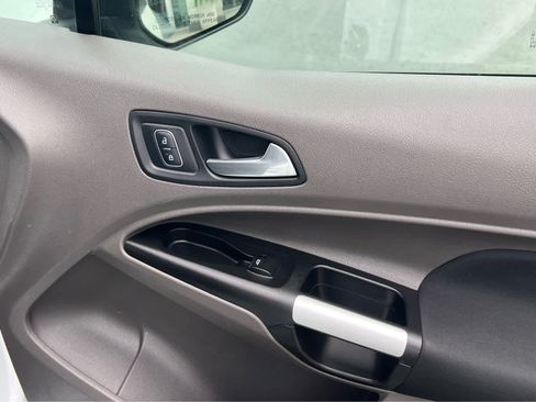 Certified 2019 Ford Transit Connect XLT FWD image 19