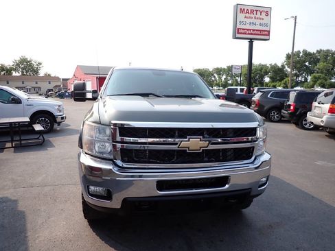 Used 2011 Chevrolet Silverado 2500 LTZ w/ Snow Plow Prep Package AWD/4WD image 2