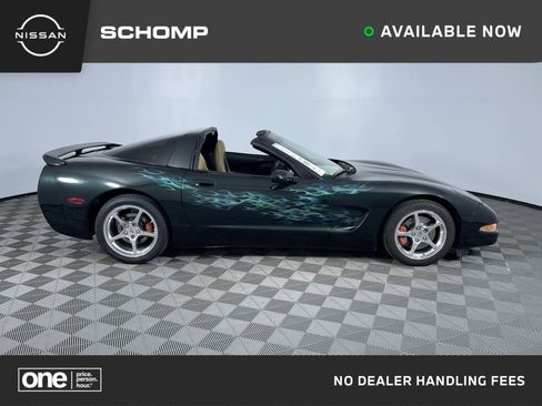 Used 2000 Chevrolet Corvette Base image 1