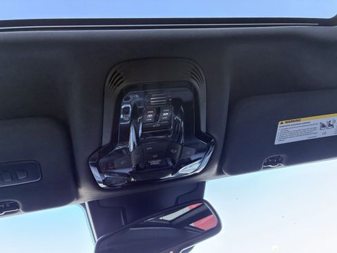 Used 2024 Alfa Romeo Stelvio Sprint image 24