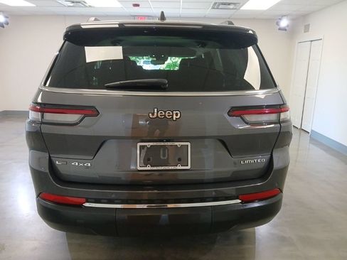 Used 2021 Jeep Grand Cherokee L Limited AWD/4WD image 12