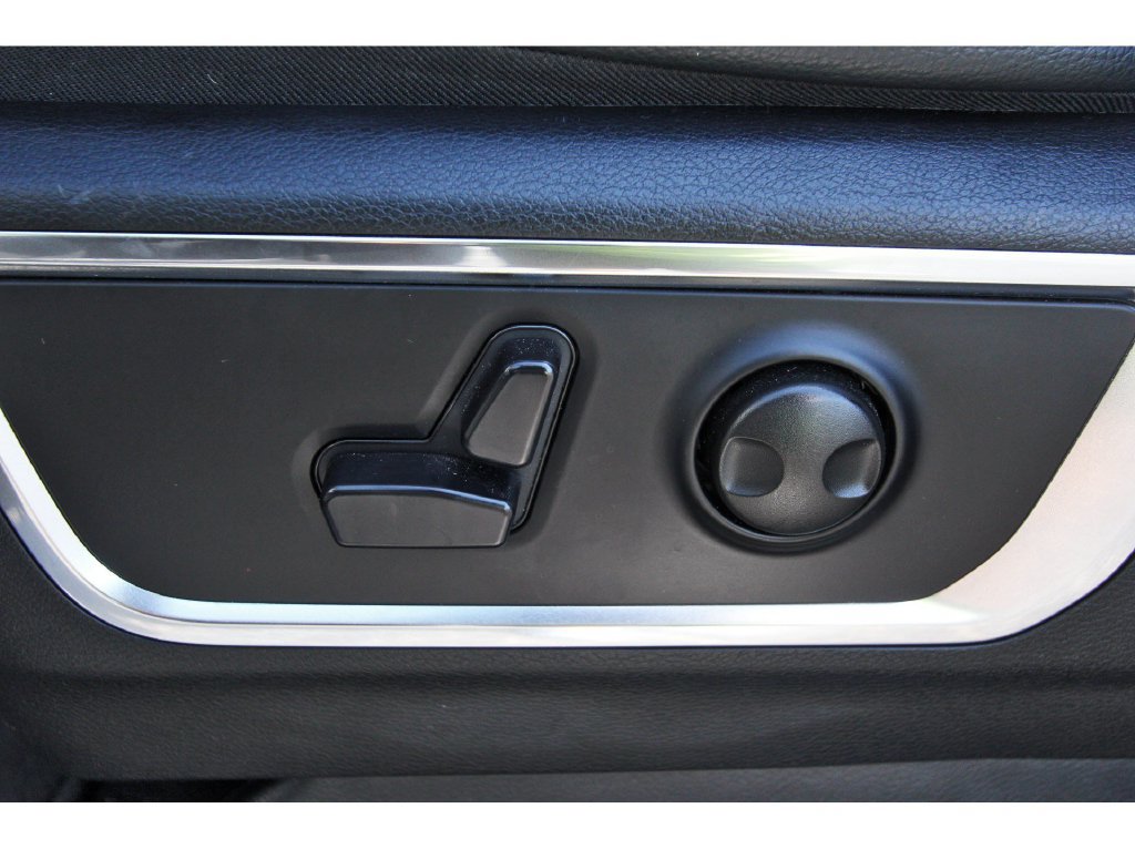 Used 2026 RAM 1500 Laramie AWD/4WD image 29