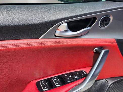 Used 2021 Kia Stinger GT RWD image 24