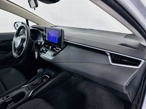 Used 2024 Toyota Corolla LE FWD image 28
