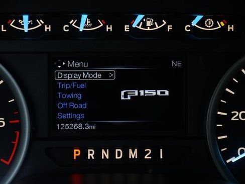 Used 2015 Ford F150 XLT w/ Equipment Group 302A Luxury image 26