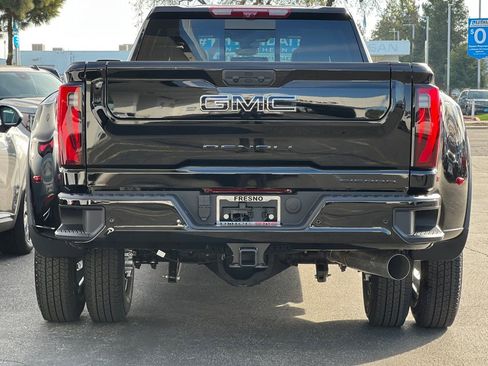 New 2026 GMC Sierra 3500 Denali Ultimate w/ LPO, Black Badging Package image 6