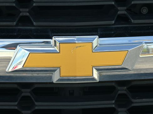 Used 2018 Chevrolet Silverado 1500 LT w/ All Star Edition image 34