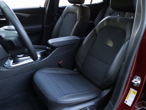 Used 2024 Buick Envista Preferred w/ Convenience I Package image 21