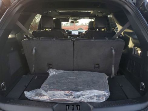 Certified 2024 Ford Explorer ST-Line w/ Class IV Trailer Tow Package image 6