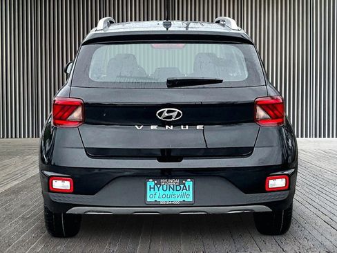 New 2026 Hyundai Venue SEL image 4