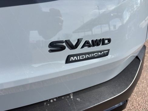 Used 2023 Nissan Rogue SV w/ SV Premium B Package image 13