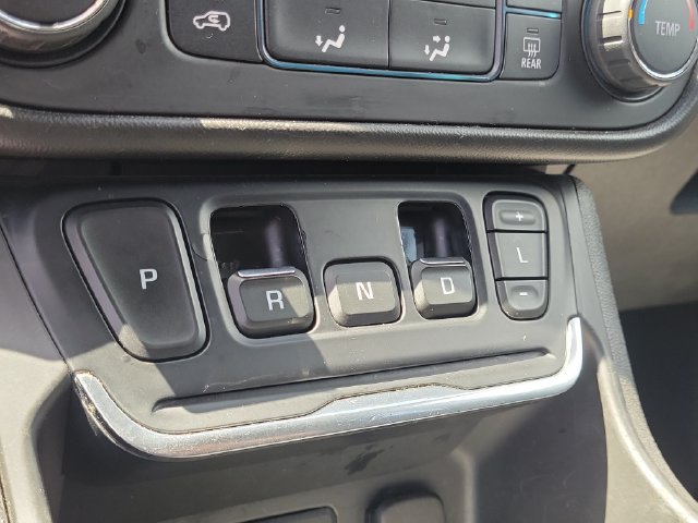 Used 2020 GMC Terrain SLE w/ Elevation Edition FWD image 25
