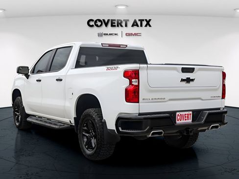 Used 2025 Chevrolet Silverado 1500 Custom Trail Boss w/ LPO, Dark Essentials Package AWD/4WD image 5