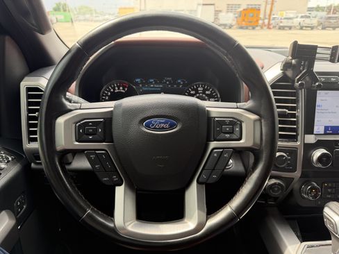 Used 2020 Ford F150 Platinum w/ Equipment Group 701A Luxury AWD/4WD image 15
