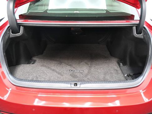 Used 2017 Lexus RC F RWD image 43