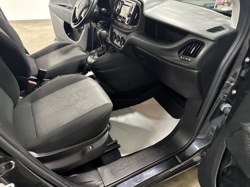 Used 2022 RAM ProMaster City Wagon image 27