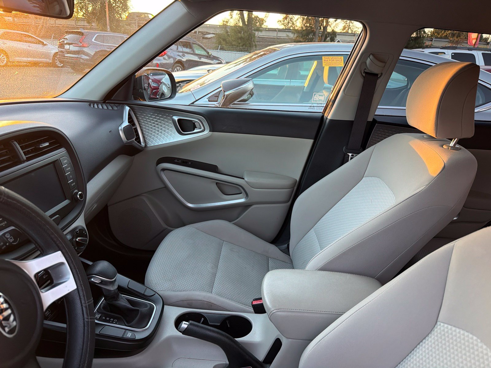 Used 2020 Kia Soul LX FWD image 6