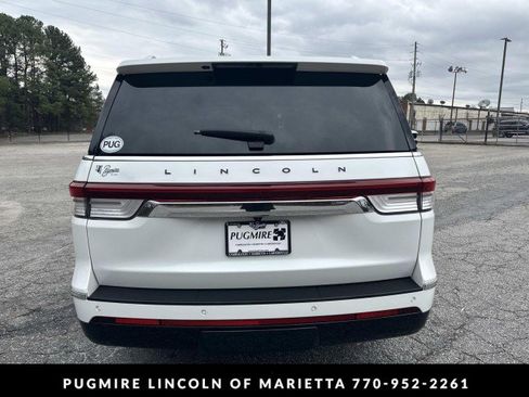 Used 2024 Lincoln Navigator Black Label image 6
