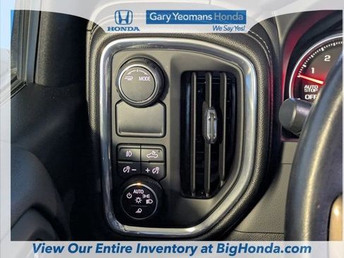 Used 2021 Chevrolet Silverado 1500 High Country image 27