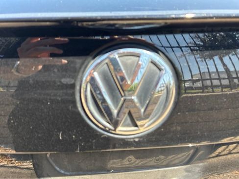 Used 2013 Volkswagen Passat 2.5 S FWD image 17